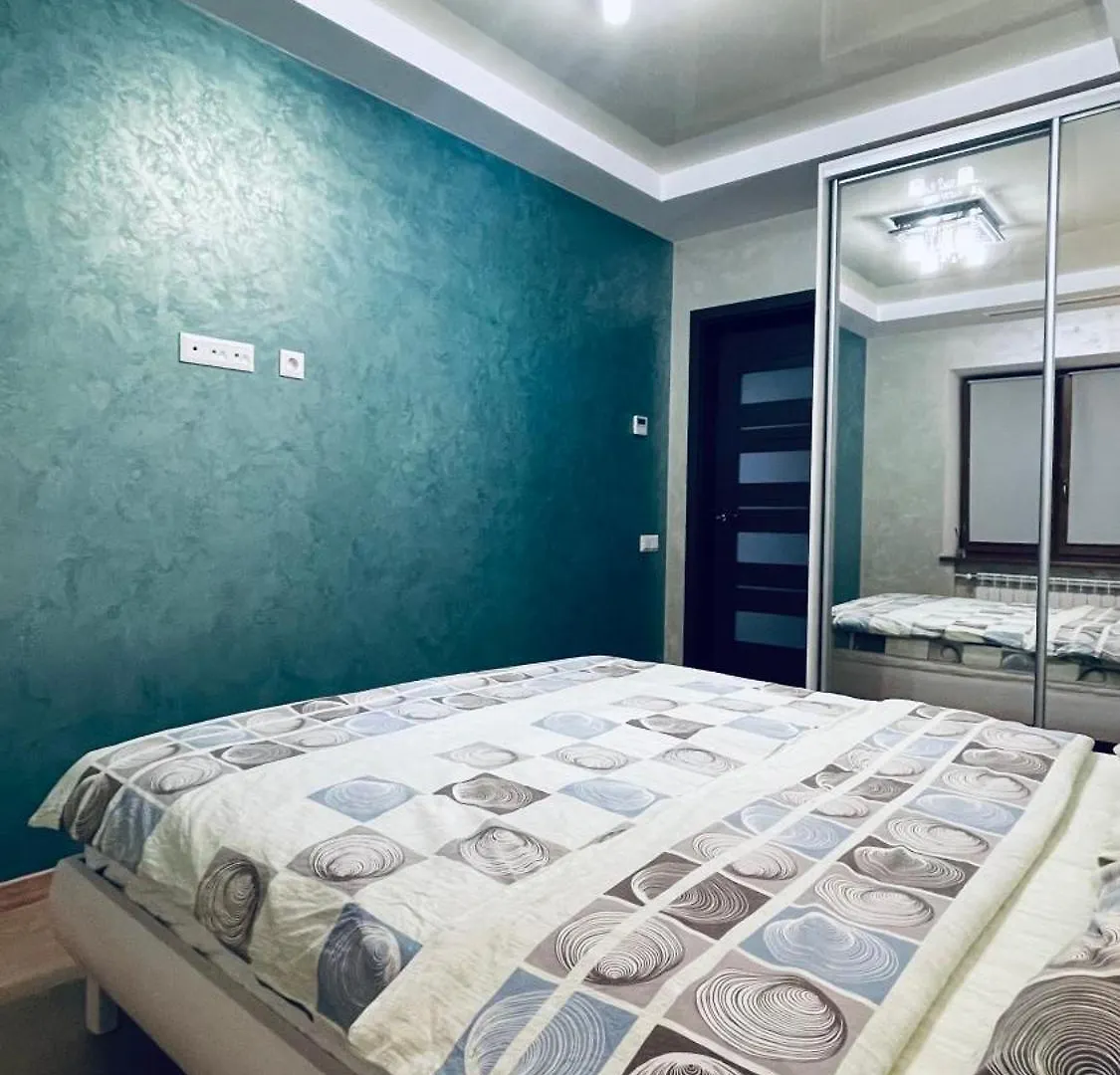 Апартаменти Біля Залізничного Вокзалу Kiev Apartamento