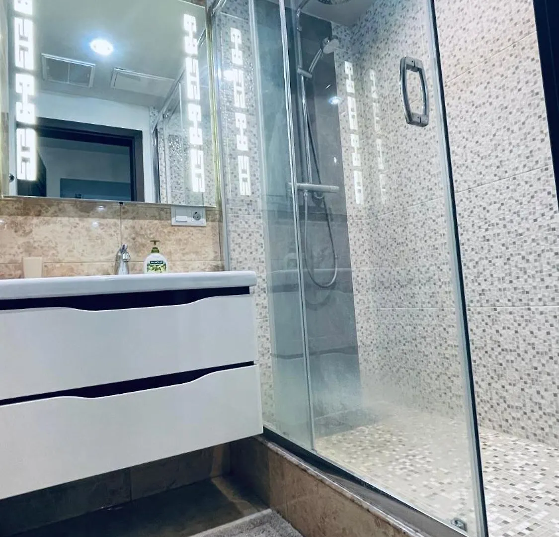 Апартаменти Біля Залізничного Вокзалу Kiev Apartamento